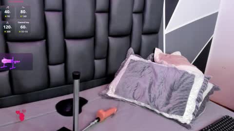 abbyadams23 online show from April 2026 04:03:02 AM