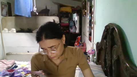 Snapshot of abbyasher chatting on January 2025 11:43:02 PM Abby online show from January 2025 11:43:02 PM