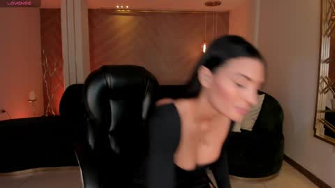 Abby Dalton  online show from September 2025 11:09:01 AM