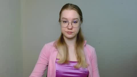 Abby Lovense is active online show from March 2026 09:32:02 AM