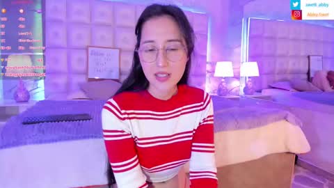 Snapshot of abbysweet1_ chatting on December 2024 05:45:02 PM Abigail online show from December 2024 05:45:02 PM