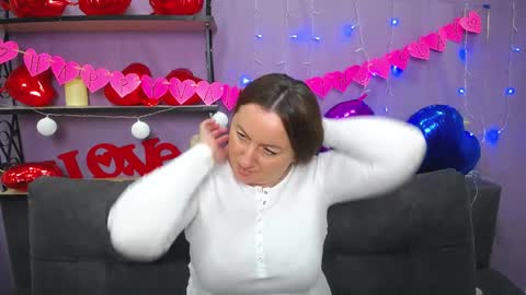 abbytaylorr online show from February 2025 01:38:02 PM