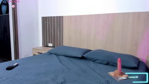 Snapshot of abbytorres_ chatting on September 2025 03:44:01 AM AbbyTorres online show from September 2025 03:44:01 AM