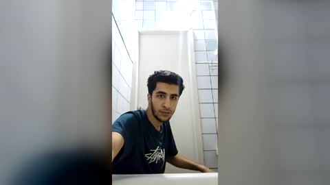 Snapshot of abduaziz979077 chatting on June 2026 10:32:02 PM abduaziz979077 online show from June 2026 10:32:02 PM