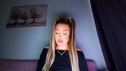 abella_soleill online show from February 2026 06:34:01 AM