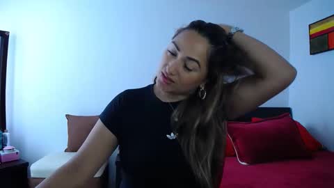 ximena online show from April 2026 12:43:02 PM