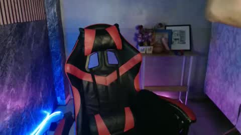 Snapshot of abigail_vergara chatting on October 2025 03:46:02 PM abigail_vergara online show from October 2025 03:46:02 PM