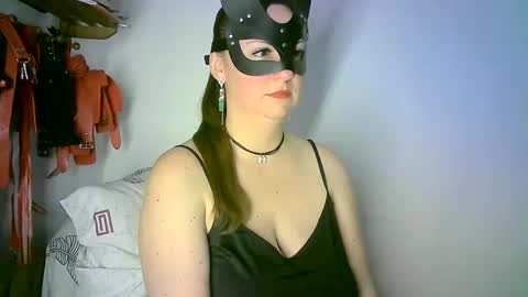 Snapshot of abigailove4u chatting on February 2025 07:21:01 PM GoldenFish online show from February 2025 07:21:01 PM