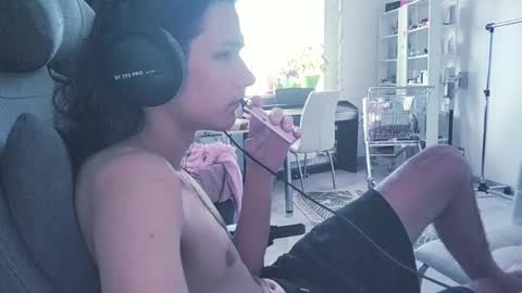 Snapshot of abobus123 chatting on April 2026 08:48:01 AM hi cum in pvt noi extra tip online show from April 2026 08:48:01 AM