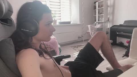 Snapshot of abobus123 chatting on May 2026 11:17:02 AM hi cum in pvt noi extra tip online show from May 2026 11:17:02 AM