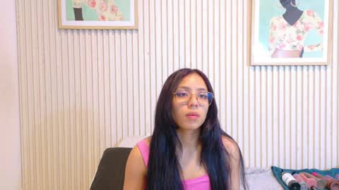 abrilmirren online show from April 2026 11:14:02 AM