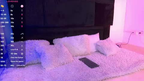 abrilsnow online show from June 2026 11:52:02 AM