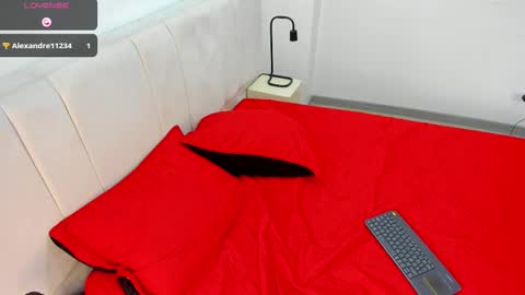 Snapshot of abrilsonne chatting on March 2025 07:45:02 PM AbrilSonne online show from March 2025 07:45:02 PM