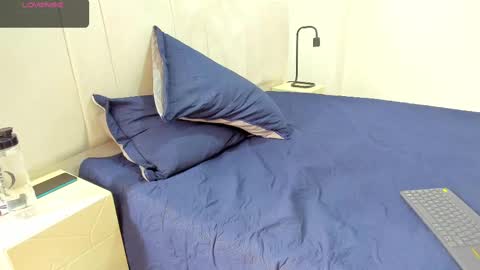 Snapshot of abrilsonne chatting on March 2025 06:58:02 PM AbrilSonne online show from March 2025 06:58:02 PM