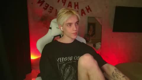 Nick online show from November 2025 03:43:02 PM