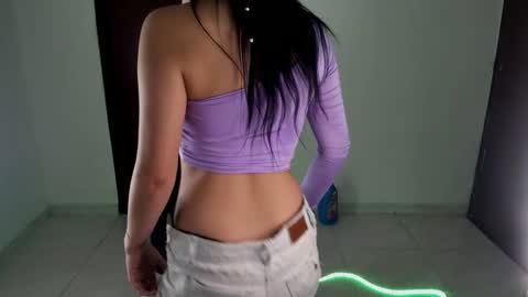 Snapshot of abyy_thomson chatting on February 2026 02:06:02 AM abyy_thomson online show from February 2026 02:06:02 AM