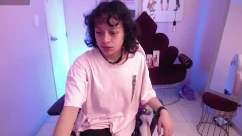 Snapshot of acid_bounze chatting on February 2026 01:06:02 PM Acid Bounze online show from February 2026 01:06:02 PM