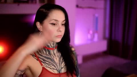 acid_pie online show from November 2025 07:25:01 PM