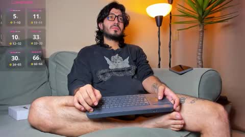 Snapshot of ackerman_eren_ chatting on December 2025 09:38:01 AM R. online show from December 2025 09:38:01 AM