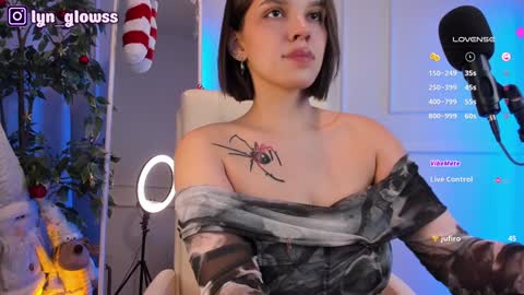 Snapshot of adalyn_glow chatting on December 2024 09:45:01 AM Adalyn online show from December 2024 09:45:01 AM