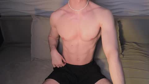 Adam online show from October 2025 04:18:01 PM