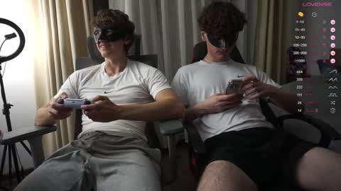 Adam online show from January 2026 09:35:02 PM