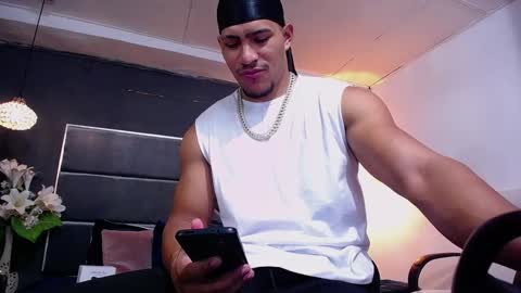 adam_fit19cm online show from October 2025 01:47:02 PM