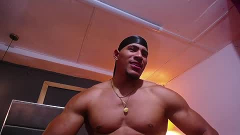 adam_fit19cm online show from May 2026 02:35:02 PM