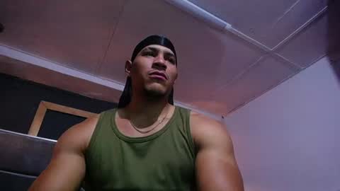 adam_fit19cm online show from June 2026 02:30:02 PM
