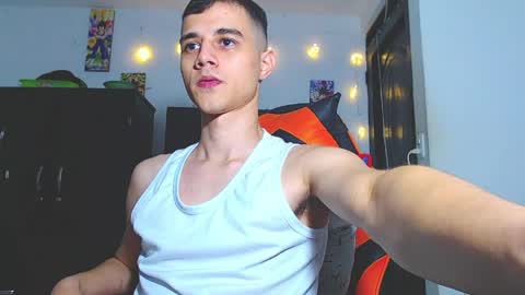 adam hot11 online show from April 2026 03:18:01 AM