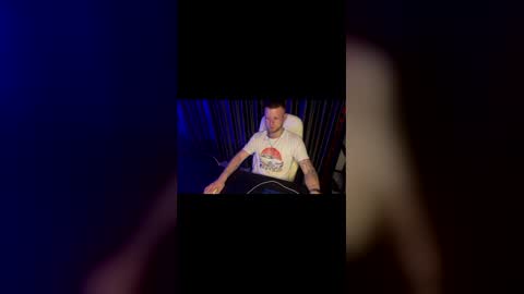 Snapshot of adam_ice chatting on February 2026 05:33:01 PM Arthur and Adam online show from February 2026 05:33:01 PM