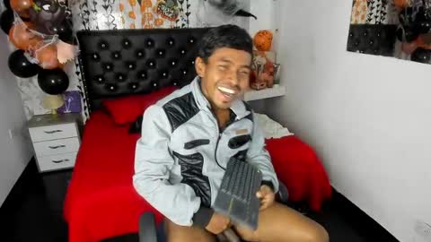 Snapshot of adam_morgan2 chatting on November 2025 09:50:02 PM adam_morgan2 online show from November 2025 09:50:02 PM