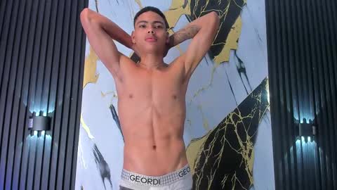 adam_piarse online show from February 2025 04:36:02 AM