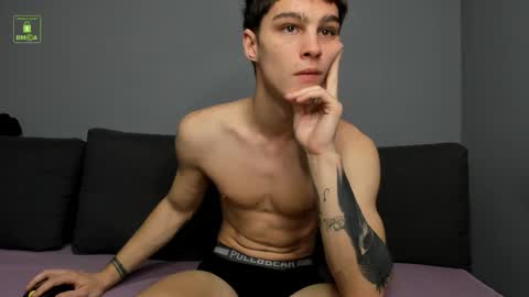 Snapshot of adam_porrter chatting on December 2025 12:58:02 PM Adam online show from December 2025 12:58:02 PM