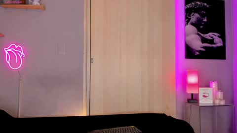 Snapshot of adam_sword4 chatting on January 2025 03:04:02 AM Alan and Jordan online show from January 2025 03:04:02 AM