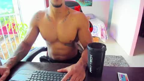 Adam Valencia online show from September 2025 10:42:02 PM