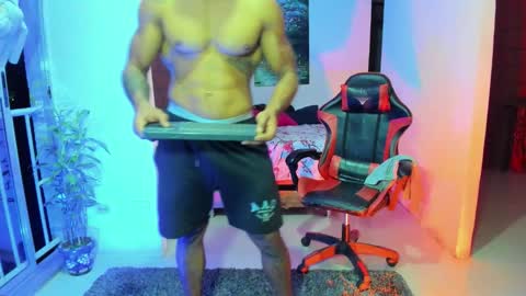 Adam Valencia online show from October 2025 04:54:01 AM