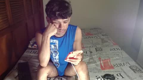 Snapshot of adam_x256 chatting on February 2025 02:31:01 AM instagram adam x256 online show from February 2025 02:31:01 AM