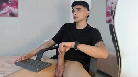 Hello guys excuse my absence I will be absent for several days for health reasons I hope you understand thank you very much. online show from February 2025 06:12:02 AM