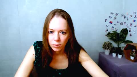 adamais_ online show from January 2026 06:26:02 AM