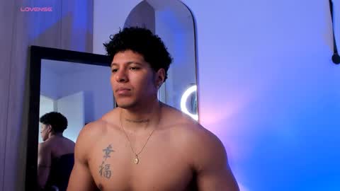 adambrocs1 online show from February 2026 02:14:01 PM