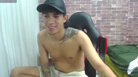 Adam online show from January 2025 08:04:01 AM