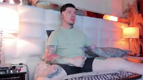 Adam online show from November 2025 02:46:02 AM