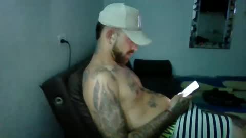 Snapshot of adan_carter chatting on November 2025 04:23:02 AM adan_carter online show from November 2025 04:23:02 AM