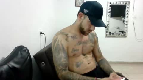 Snapshot of adan_carter chatting on November 2025 01:16:01 AM adan_carter online show from November 2025 01:16:01 AM