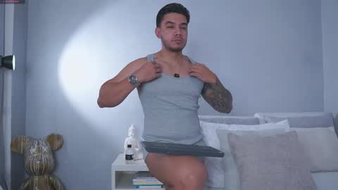 Adan Johns online show from May 2026 10:09:02 AM