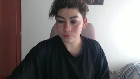 adan_romanoff online show from September 2025 04:40:02 PM