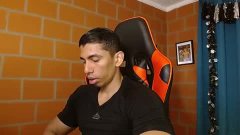 Adan Sin online show from January 2025 02:28:01 PM