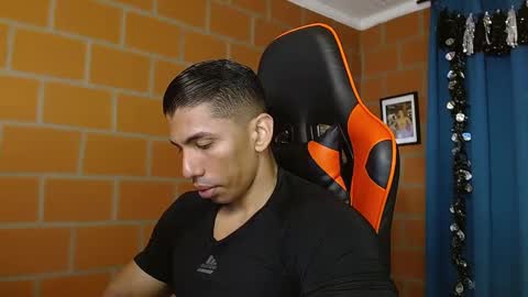 Adan Sin online show from January 2025 02:28:02 PM