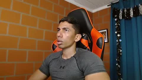 Adan Sin online show from February 2025 04:25:01 PM